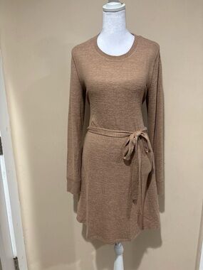 Abercrombie & Fitch Long-Sleeve Knit Dress in Camel Brown